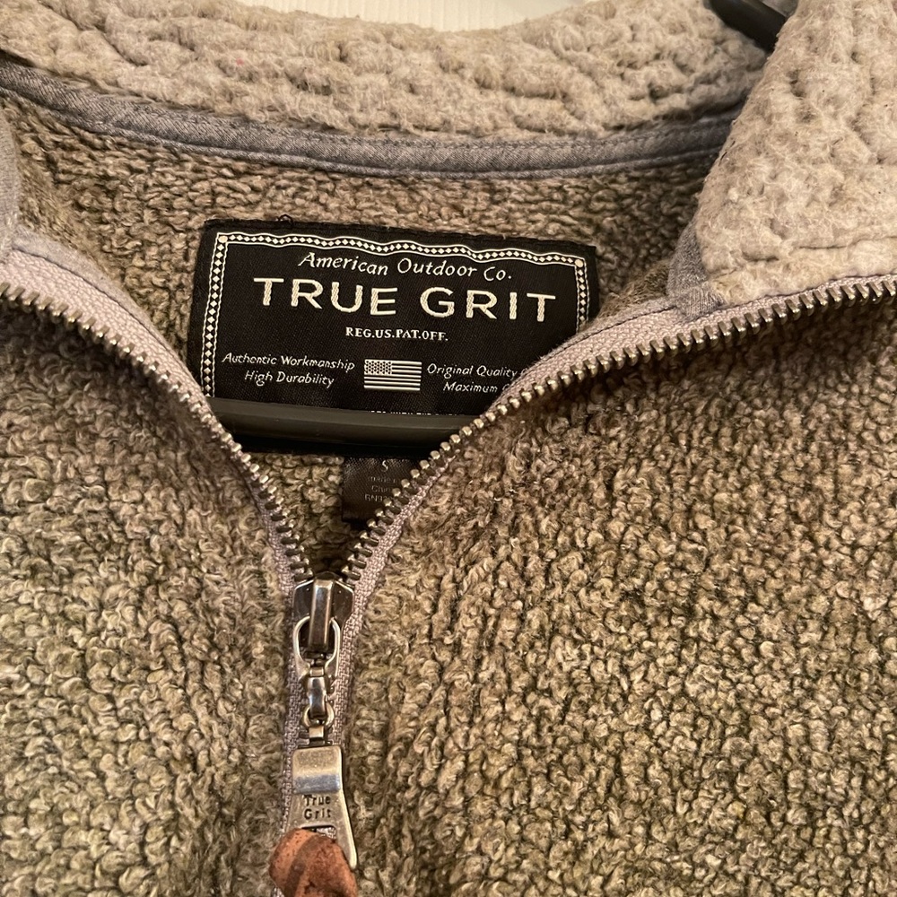 TRUE GRIT Sherpa pullover in New condition. Sold out online and hard to get!!